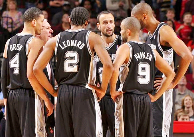 巴尔特拉：安东尼像内马尔和C罗的结合体，有前者天赋+后者心态（巴尔特拉：安东尼兼具内马尔的天赋与C罗的心态）