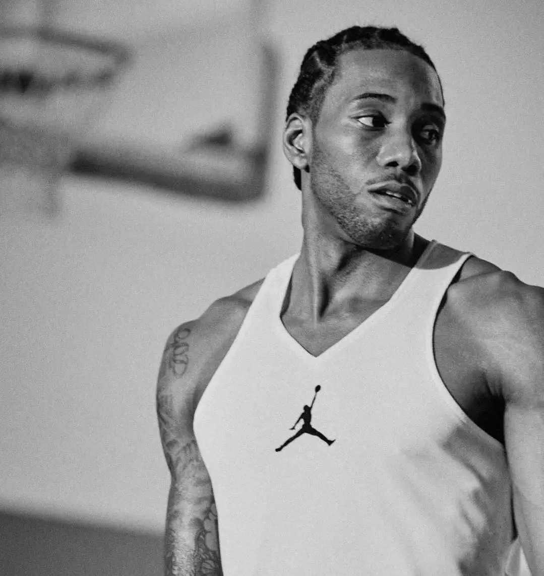 聊了什么？阿隆索欧冠赛后与弗林蓬进行了14分钟秘密会谈（欧冠赛后阿隆索与弗林蓬密谈14分钟，内容成谜）