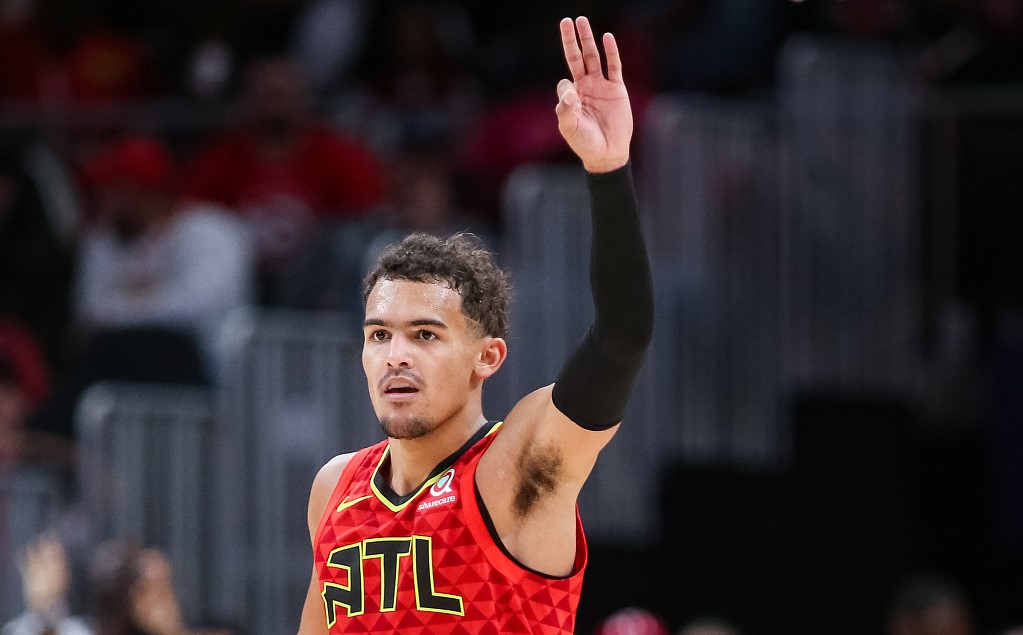 阿隆索和萨拉赫到底谁先离开球队？阿隆索看起来离开皇马会早一些（谁会先告别各自球队：萨拉赫还是阿隆索？迹象显示阿隆索或将更早离开皇马）