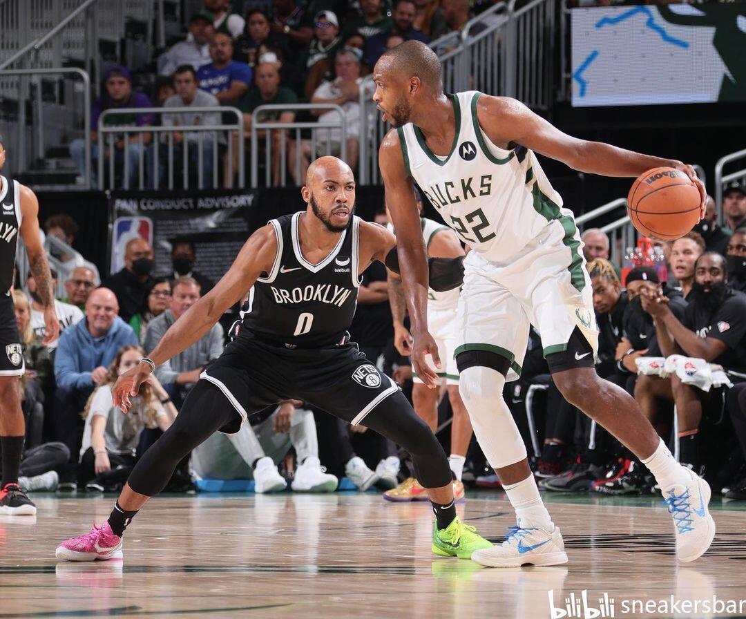 西甲裁判报告：皇马3人被罚下，卡雷拉斯、卡瓦哈尔怒斥裁判（西甲判罚纪要：皇马三将被逐，卡雷拉斯与卡瓦哈尔怒怼主裁）