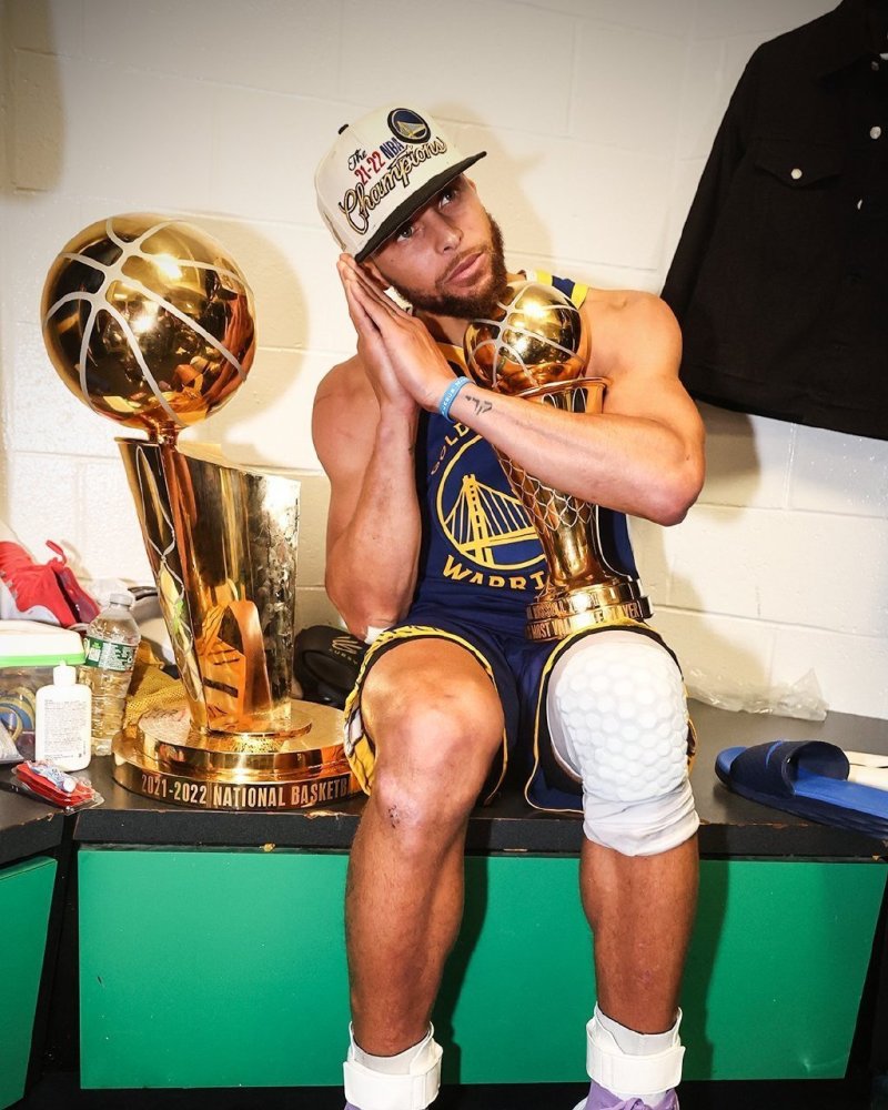 瓦伦西亚vs塞维利亚：加亚、丹朱马首发，阿斯皮利奎塔、古德利出战（瓦伦西亚战塞维利亚：加亚、丹朱马先发，阿斯皮利奎塔、古德利登场）