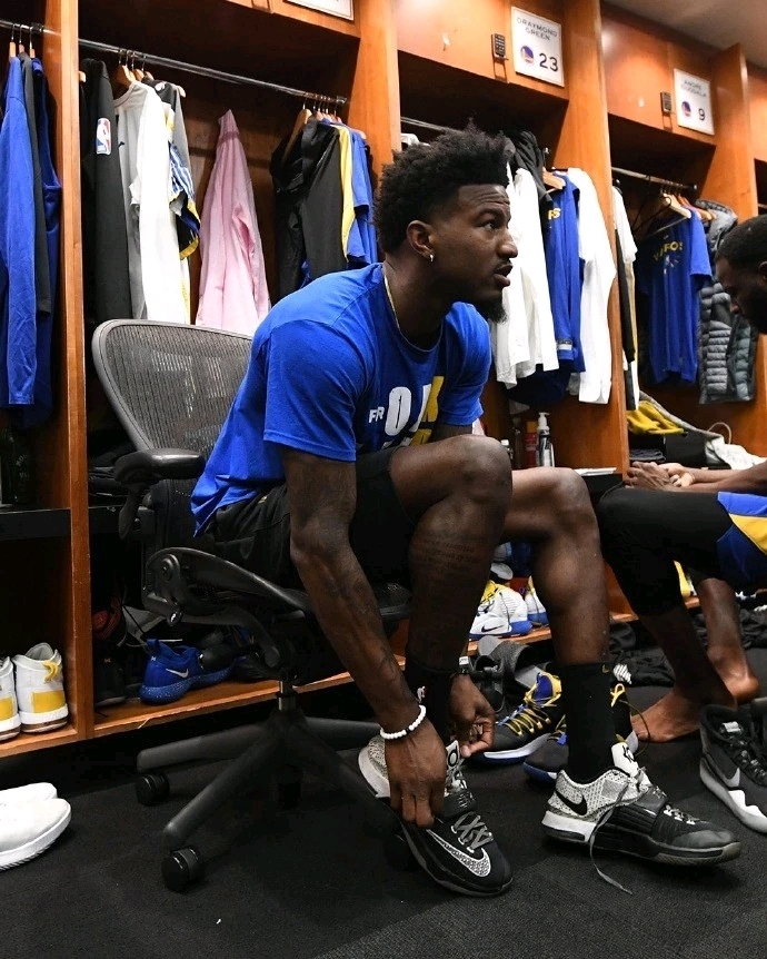 tool-category-navigation